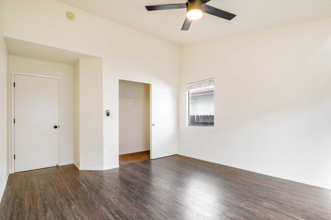 Building Photo - Well Maintained 3 Bedroom, 2 Bath Home