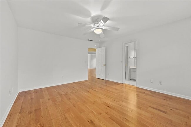 Building Photo - 1070 Admiral Crossing