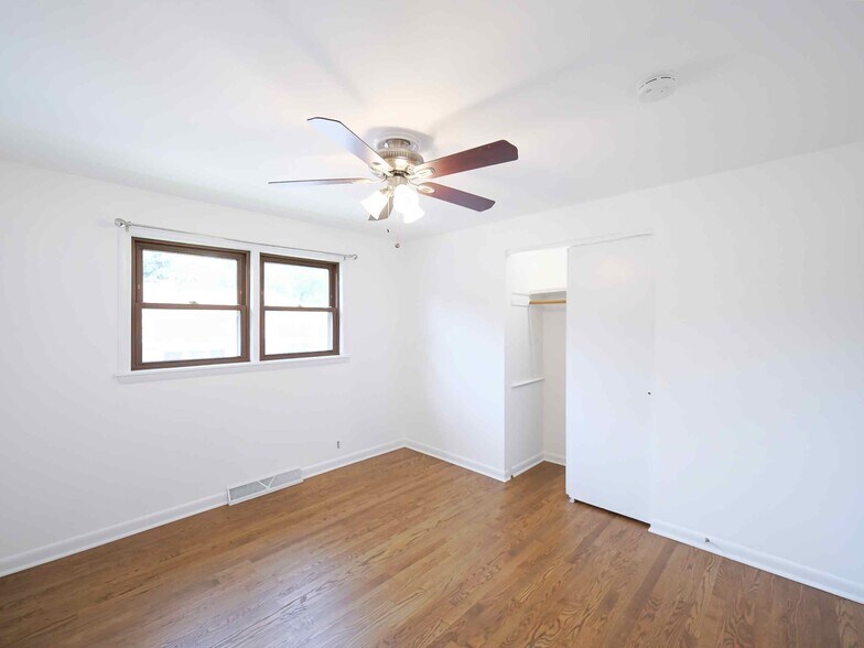 Bedroom 21 - 10107 Lawrence Ct