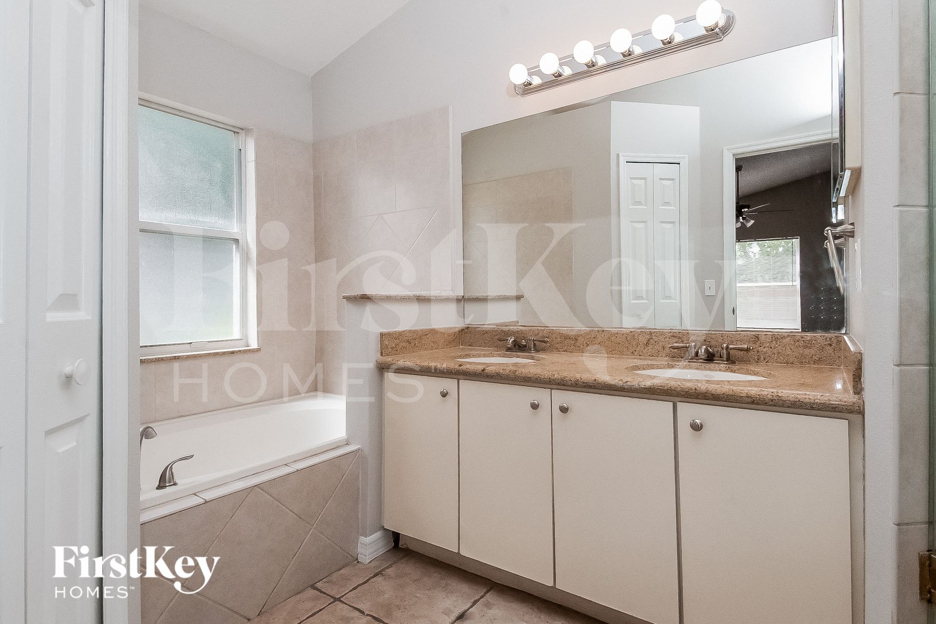 Building Photo - 126 Timberpark Dr