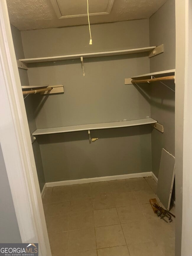 Building Photo - 2611 Country Trace SE