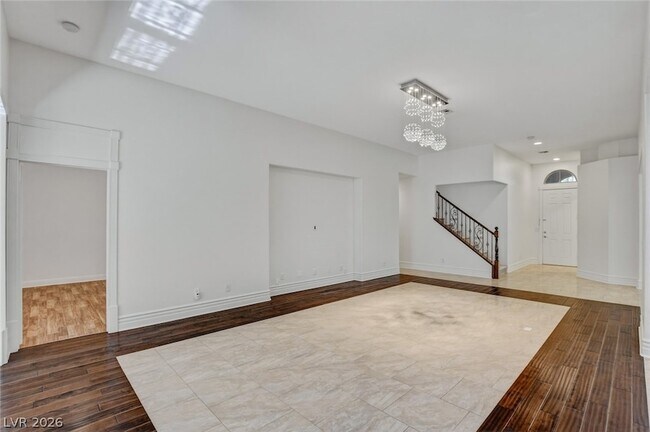 Building Photo - 8117 Slate Falls St