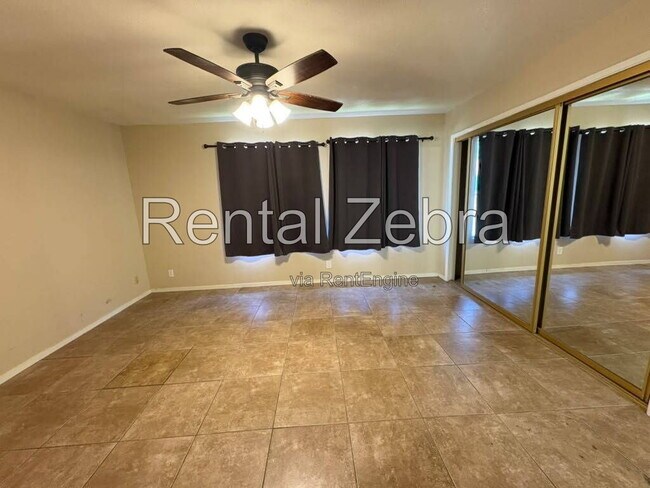 Building Photo - 1340 Frankfort Ct