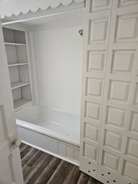 Building Photo - 1037 2nd St