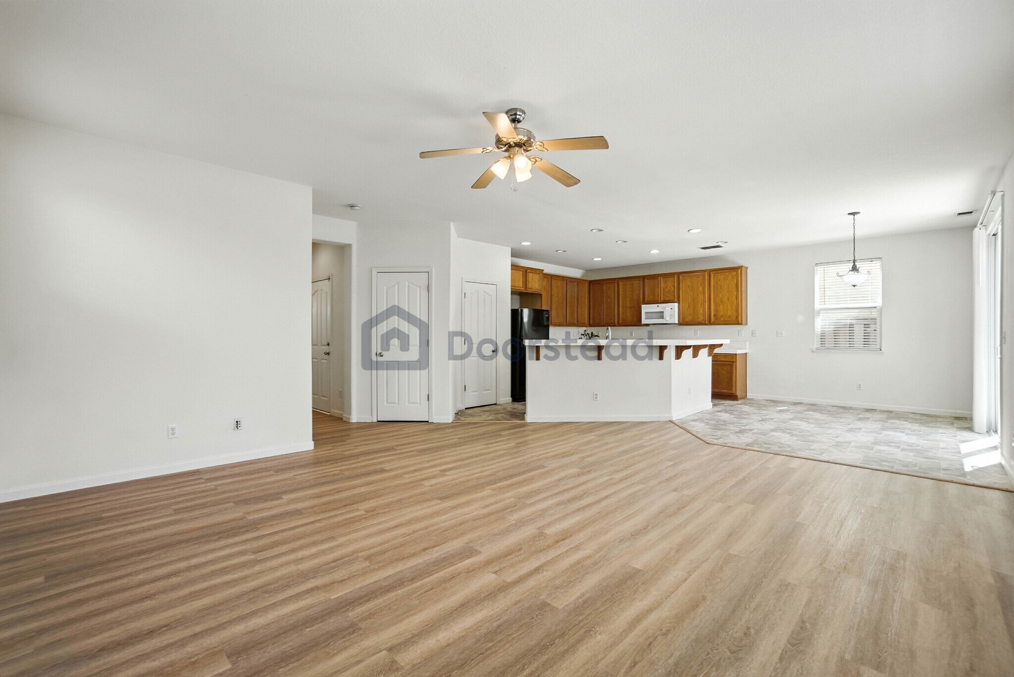Building Photo - 252 Crescent Moon Dr