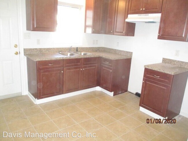 Building Photo - 2 br, 1 bath House - 304 B Maple Avenue