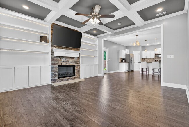 Building Photo - 104 Woodtrace Ct