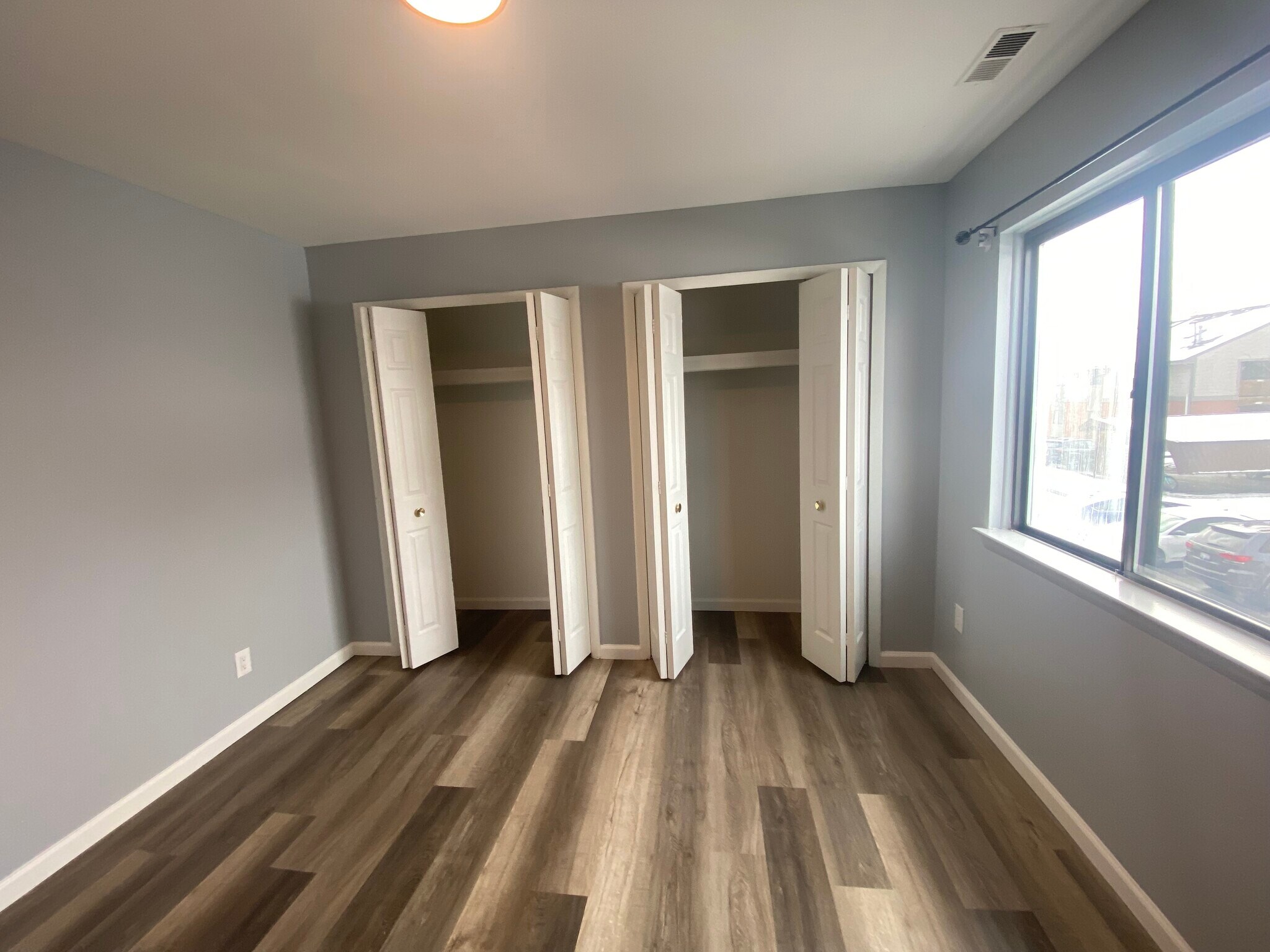 Building Photo - 16546 Clarkson Dr