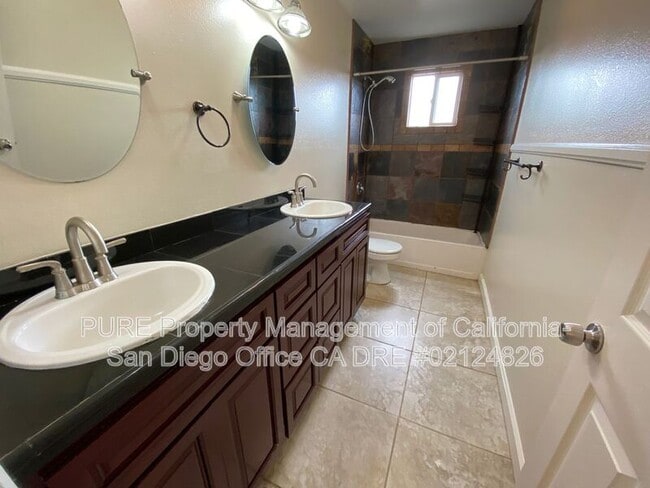 Building Photo - 3924 Glading Dr