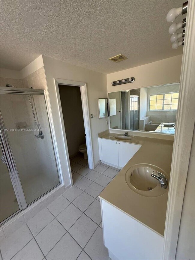 Building Photo - 9032 SW 208th Terrace