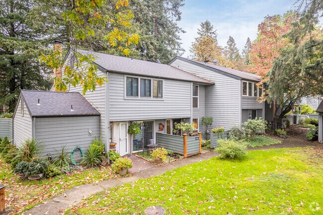 Exterior - Brightfield