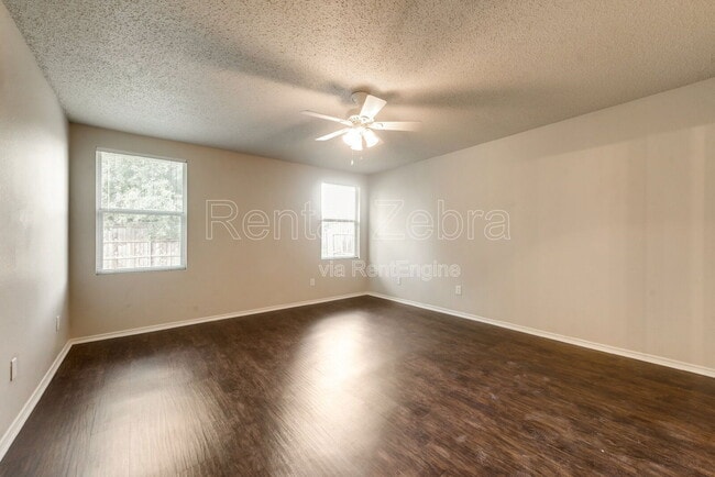 Building Photo - 1117 Scarlet Sage Pkwy