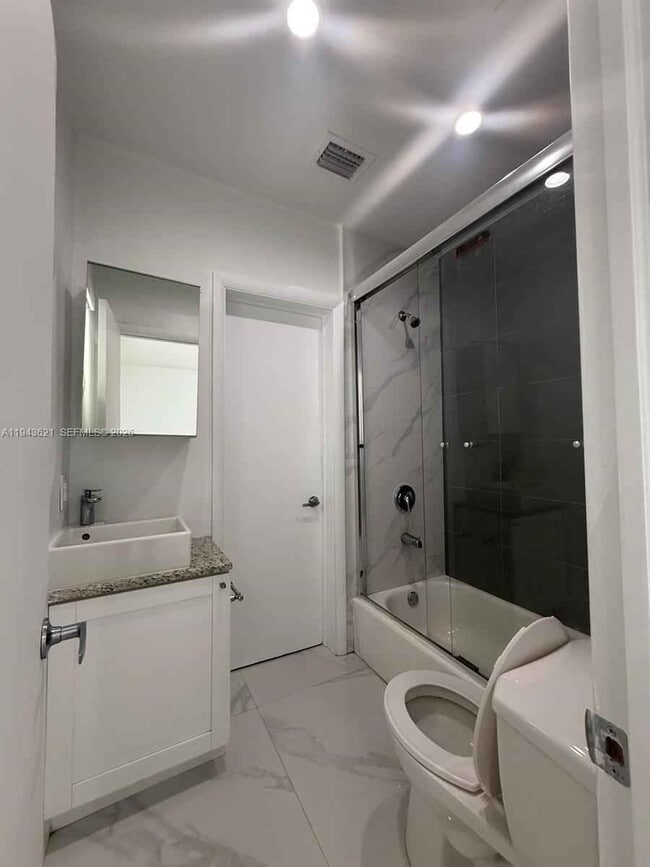 Building Photo - 1970 NW 47th St