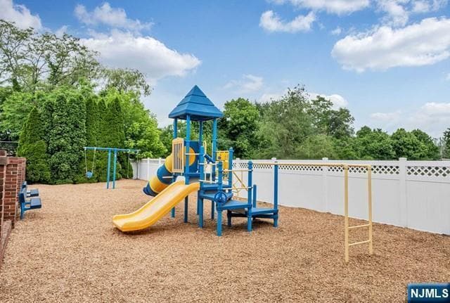 Building Photo - 1099 Coventry Way