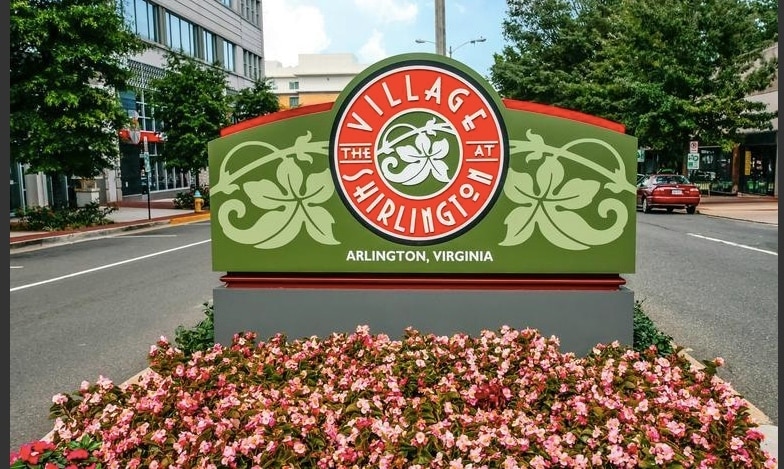 Building Photo - 2108 S Quincy St