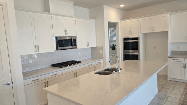 Building Photo - 4778 S Reese Way