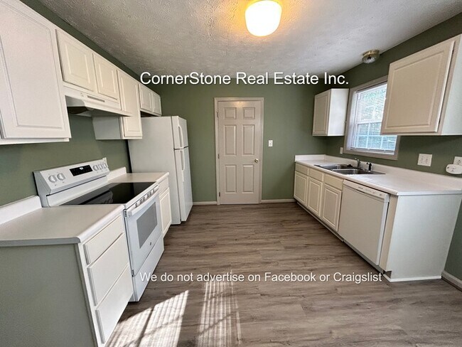 Building Photo - 203 Longleaf Pines Dr