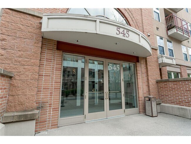 Building Photo - 545 N 1st St