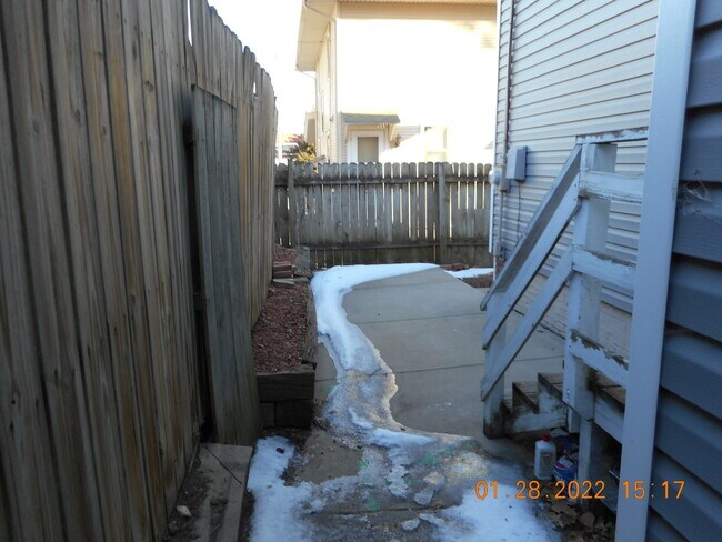 Back Area - 3558 Jones St