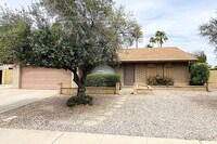 Building Photo - 1200 W Loughlin Dr