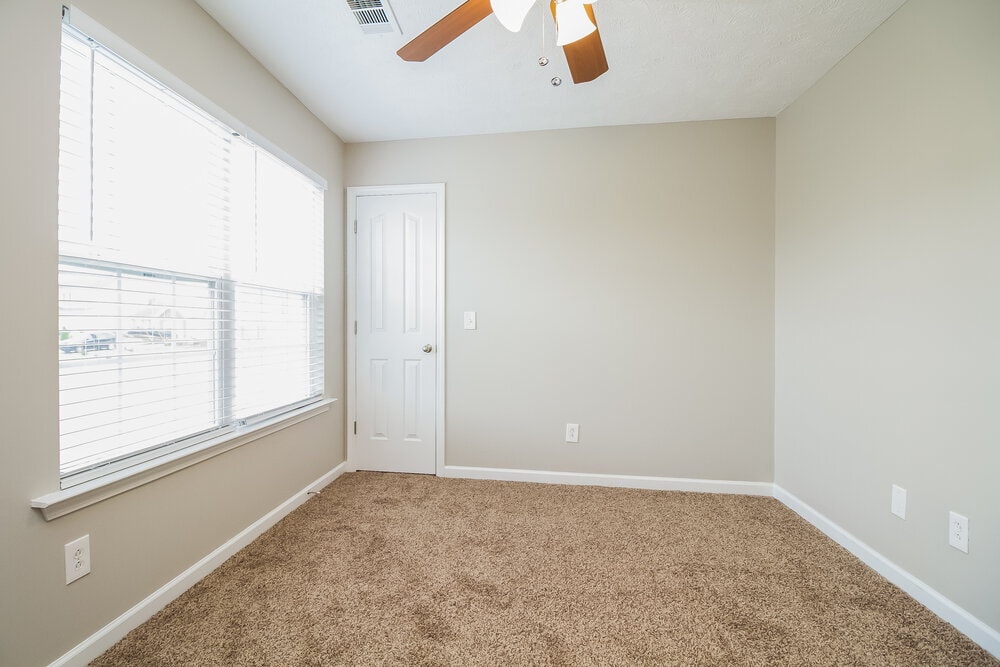 Building Photo - 1065 Tammy Sue Ln