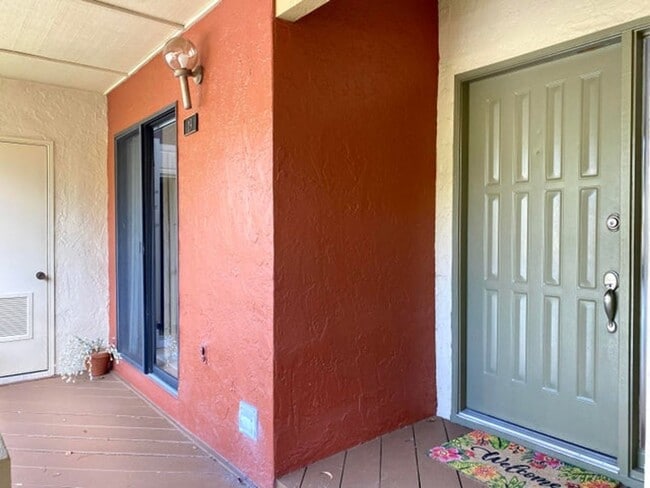 Building Photo - 12969 Pennypacker Trail