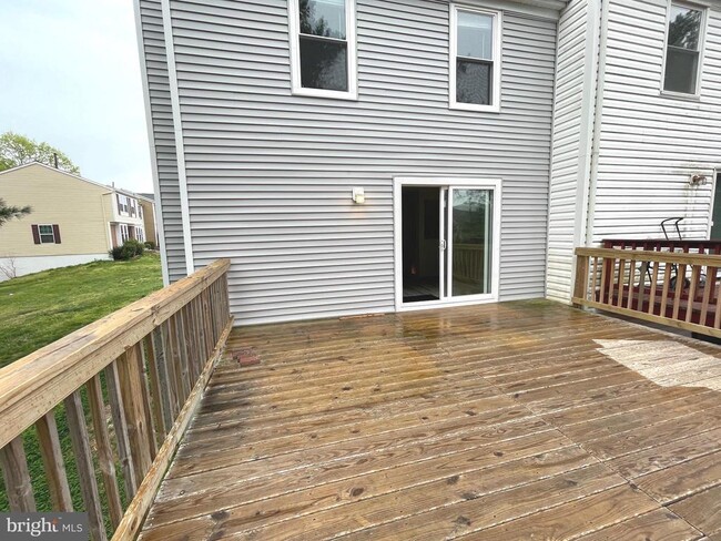 Building Photo - 15107 Arum Pl