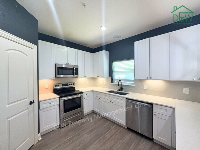 Building Photo - 3 Bed / 2.5 Bath in Wylie — 2 Car Garage, Fenced Yard, Available Now