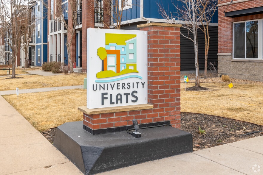 Signage - University Flats Greeley