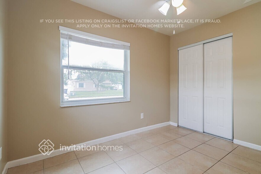 Building Photo - 6418 Amundson St