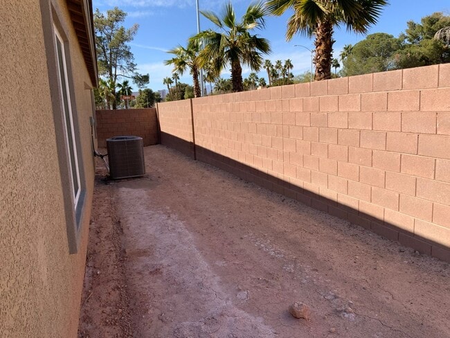 Building Photo - 3607 Etendre Ct, Casita