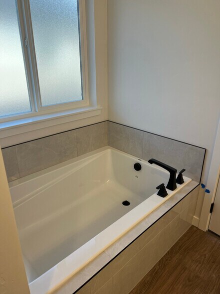 Building Photo - 19280 Geneva Wy