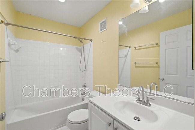 Building Photo - 11308 King George Dr