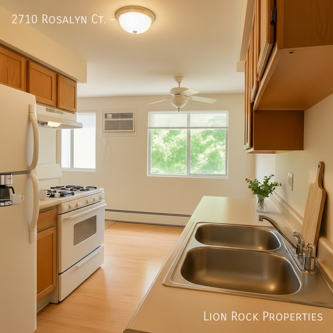 Building Photo - 2710 Rosalyn Ct