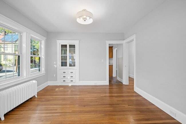 Building Photo - 19 Alabama St