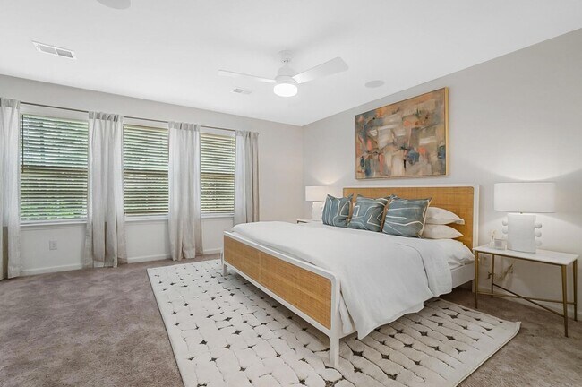 Building Photo - 609 Trotters Ln