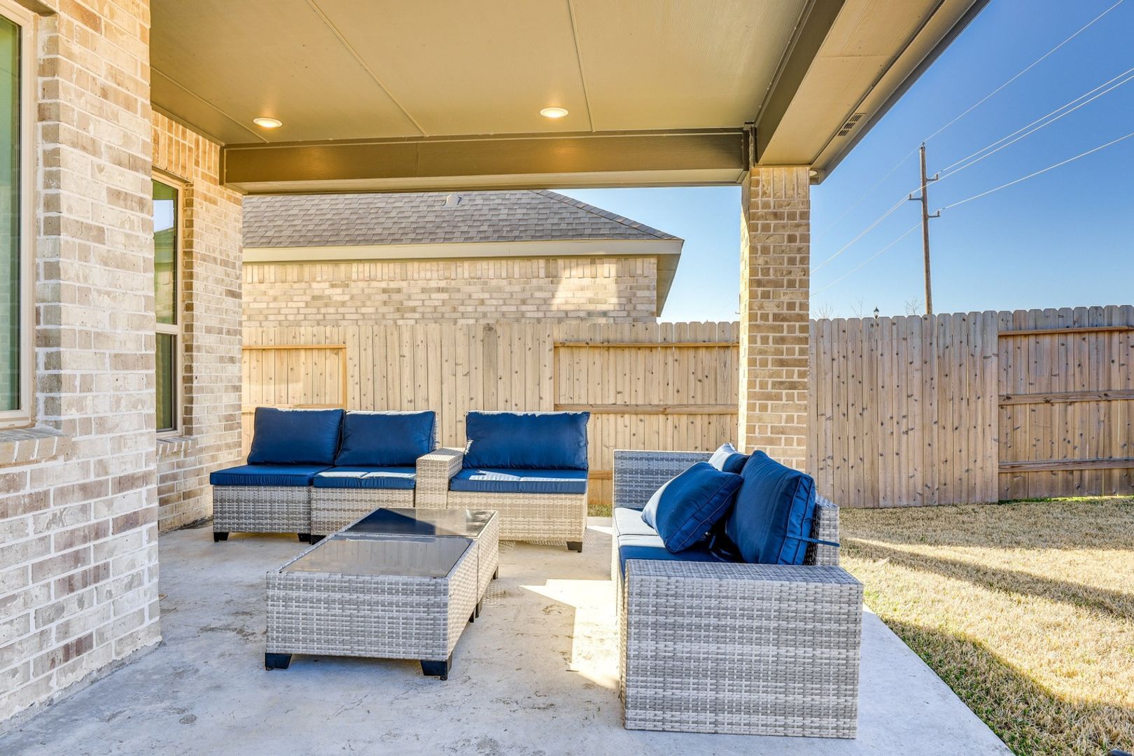 Building Photo - 27118 Berry Bright Dr