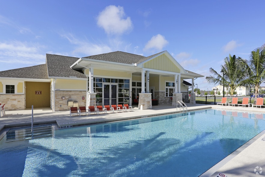 Springs At Six Mile Cypress 5560 Six Mile Commercial Ct Fort Myers FL