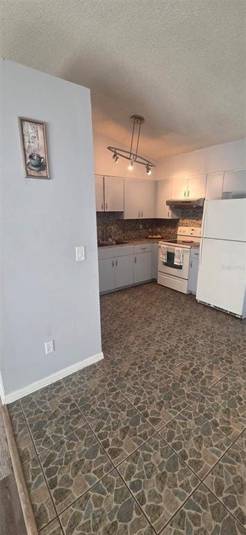 Building Photo - 23 Richmond Dr