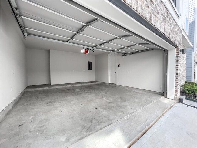 Building Photo - 1518 Rosalie St