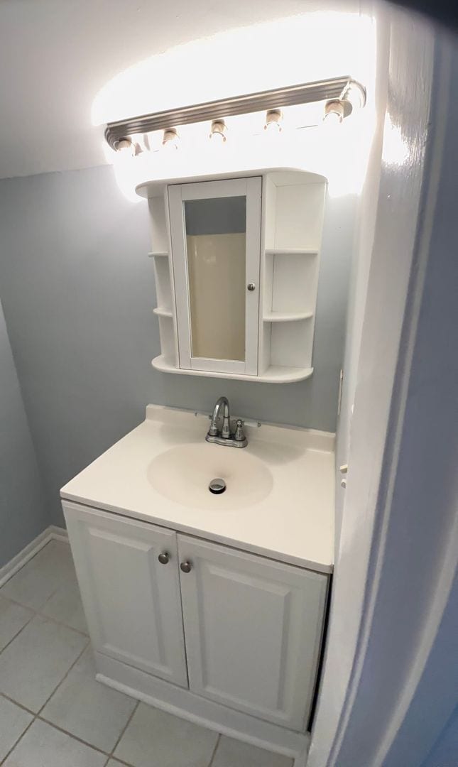 Building Photo - Very cute 2 bedroom/2 bath unfurnished condo