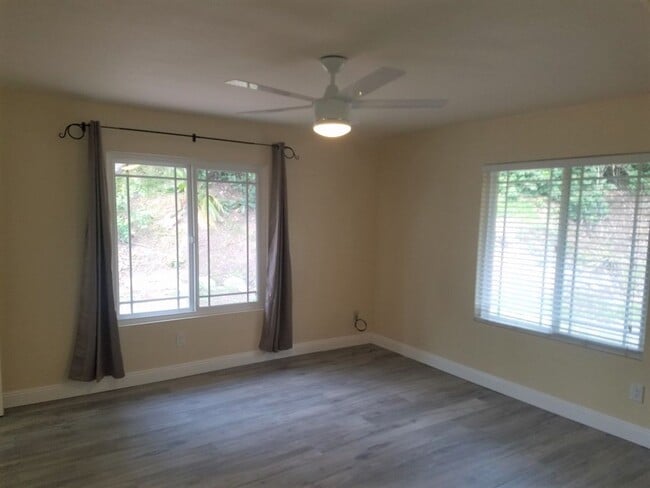 Building Photo - Single Story Home- Bonita!