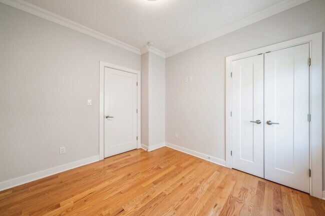 Building Photo - 225 Columbia Ave