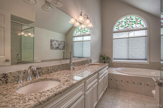 Building Photo - 3349 Rocky Crest Dr