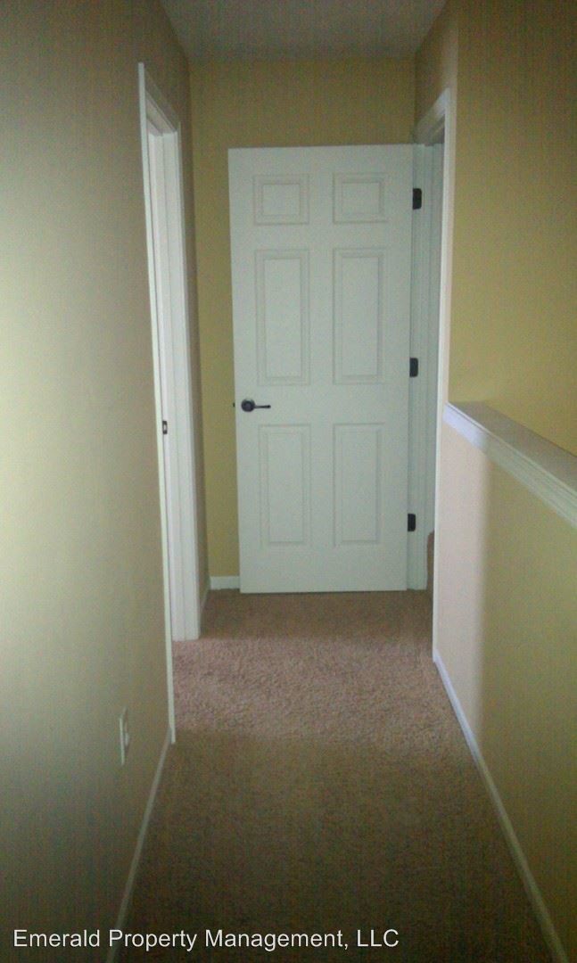 Building Photo - 4 br, 2.5 bath House - 509 Brookmont