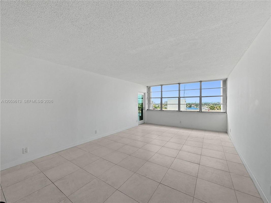 Building Photo - 1160 N Federal Hwy