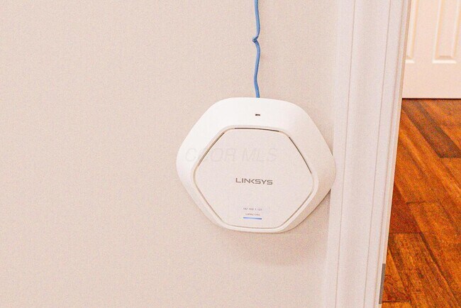 Building Photo - 7630 Alta View Blvd