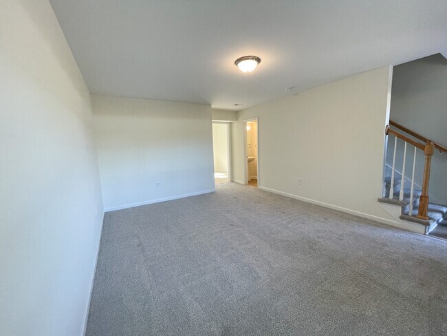 Building Photo - 1912 Devonwood Dr