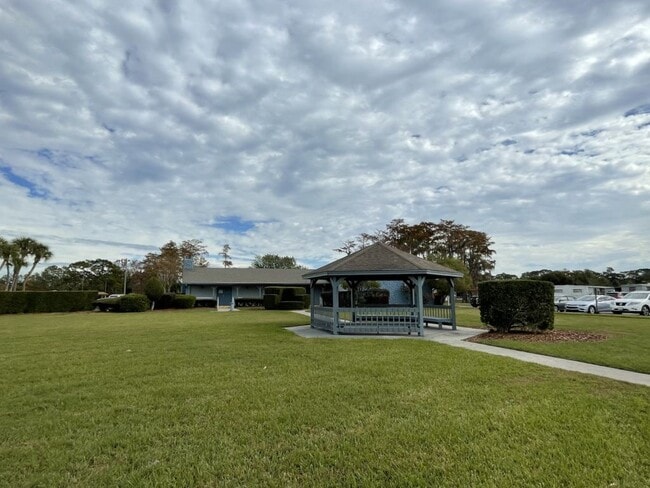 Building Photo - 2914 Stallion Ct