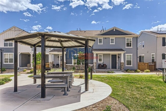 Building Photo - 8375 Holman St